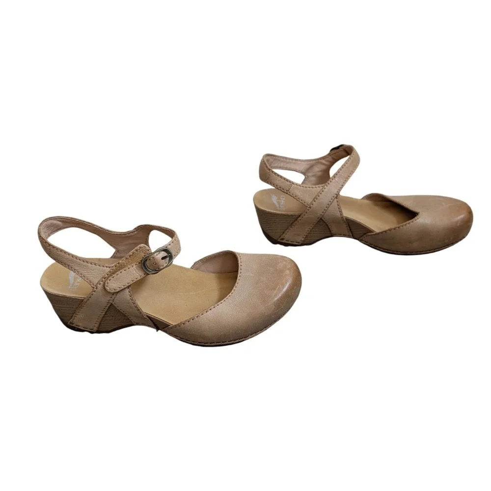 Dansko Tiffani Tan Milled Burnished Mary Jane Sandals Size 39 Ankle Strap